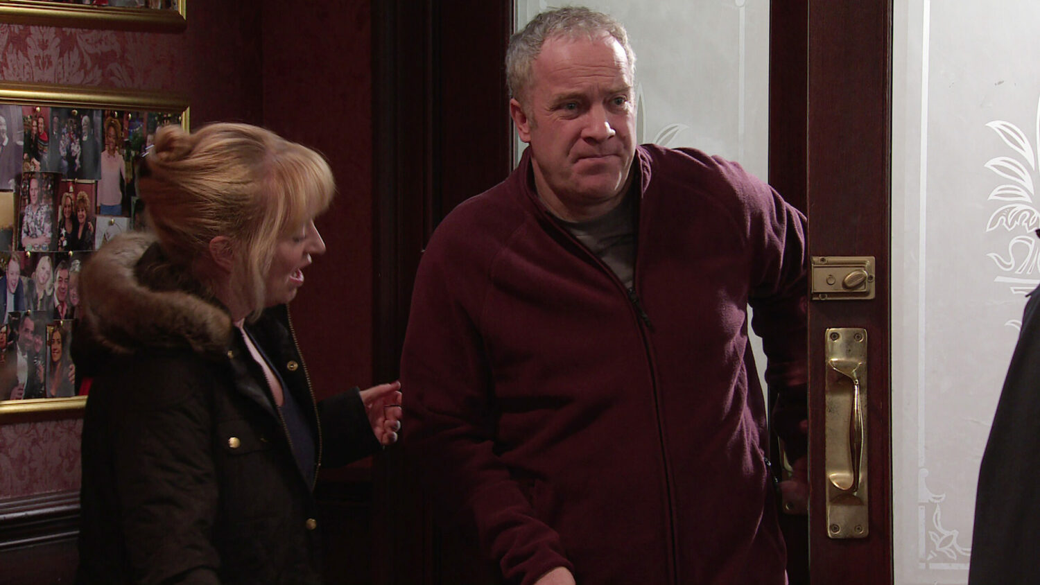 Jenny helps Teddy into the pub in Coronation Street 