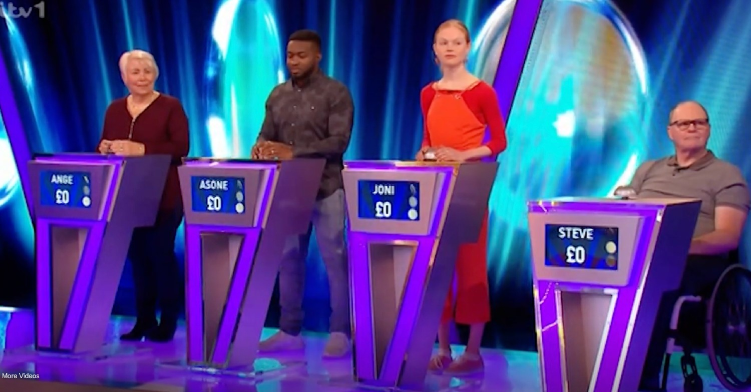 Joni and fellow contestants on game show Tipping Point 