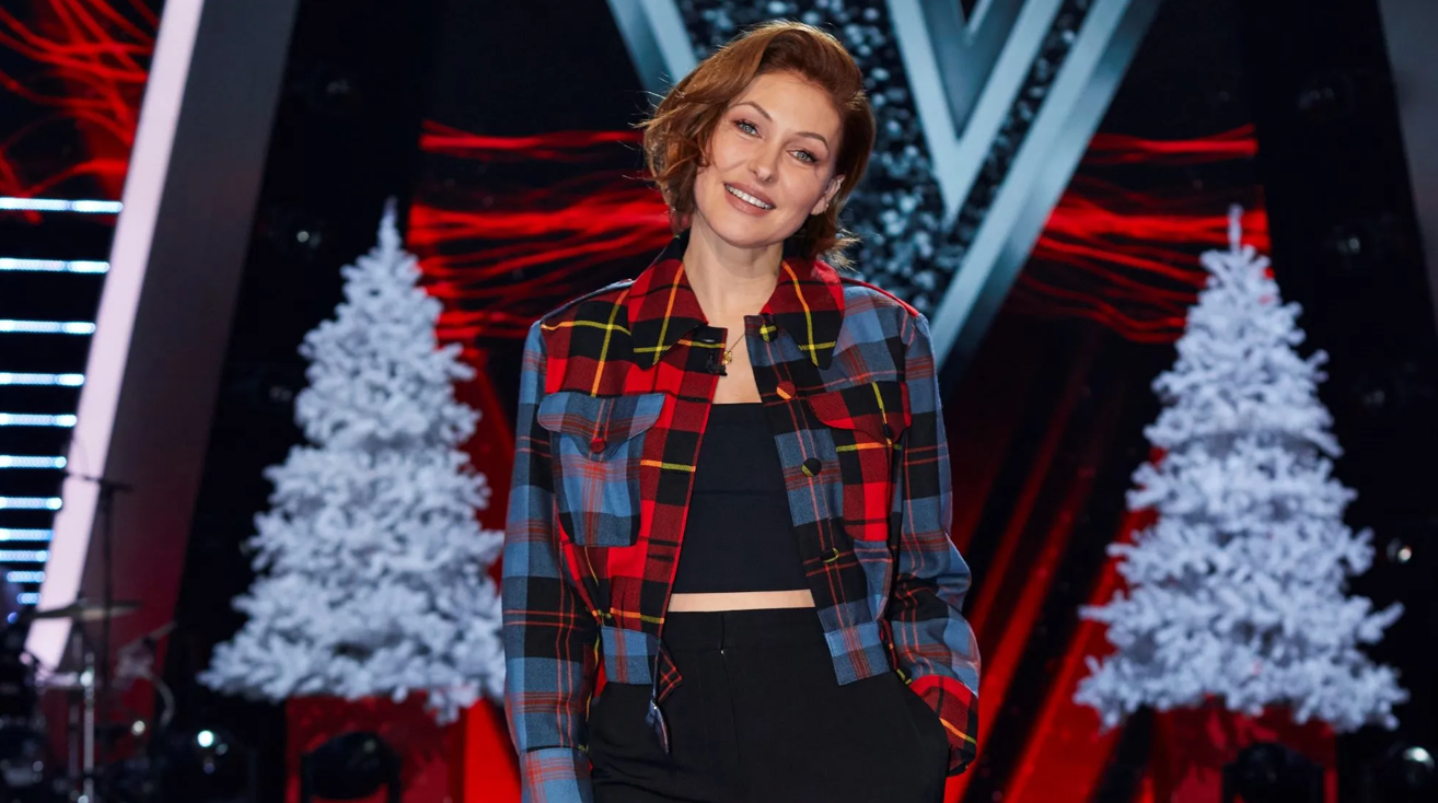Enma Willis hosting The Voice Kids