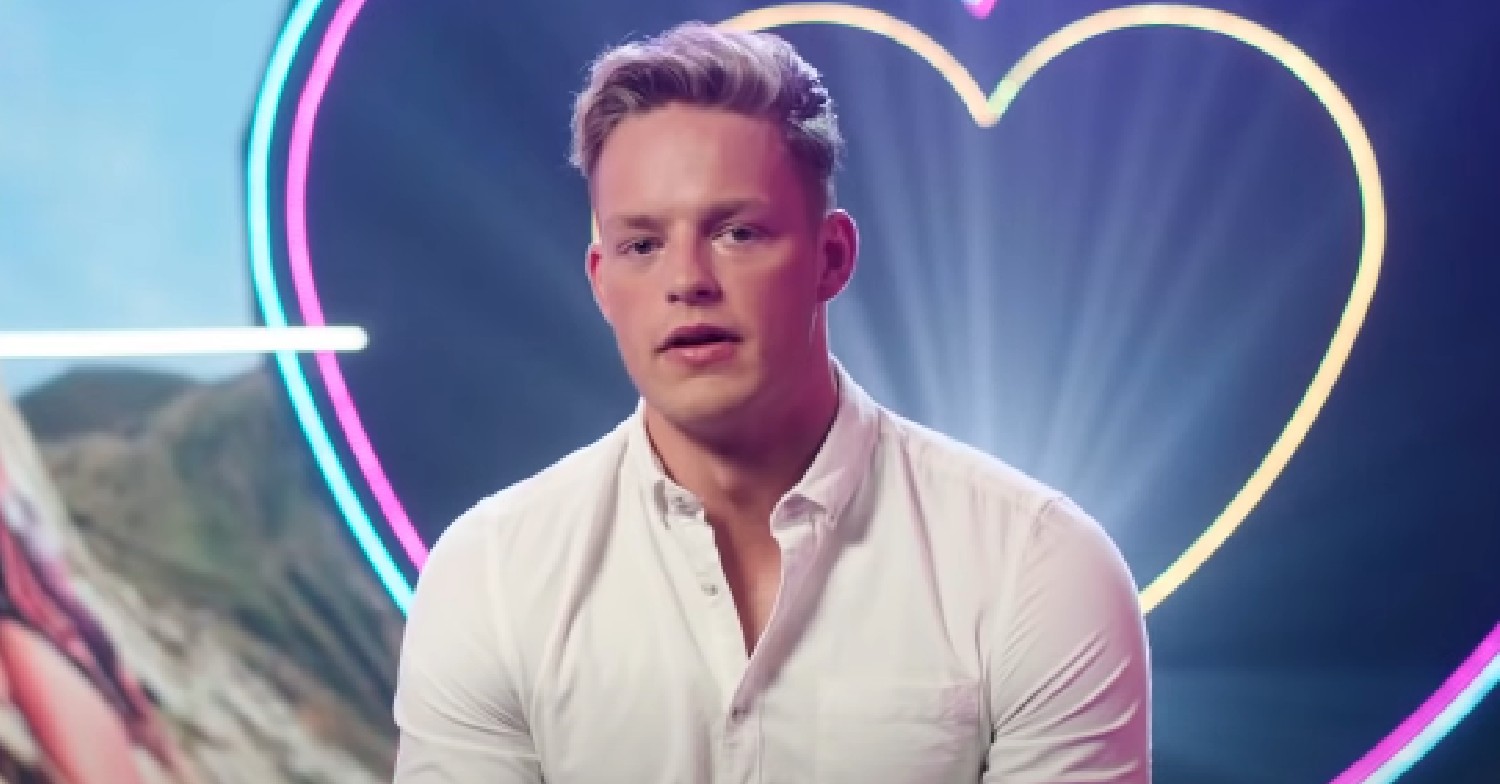 Love Island star Ollie Williams rushed to intensive care after fall