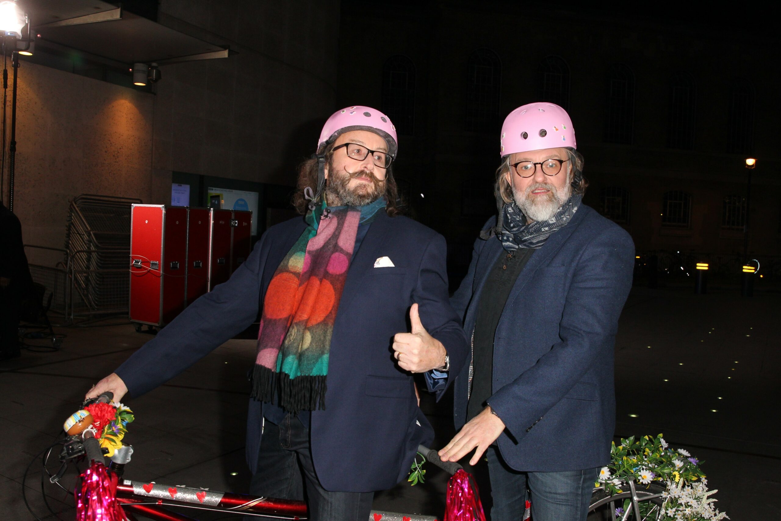 Si King with Dave Myers with motorbikes