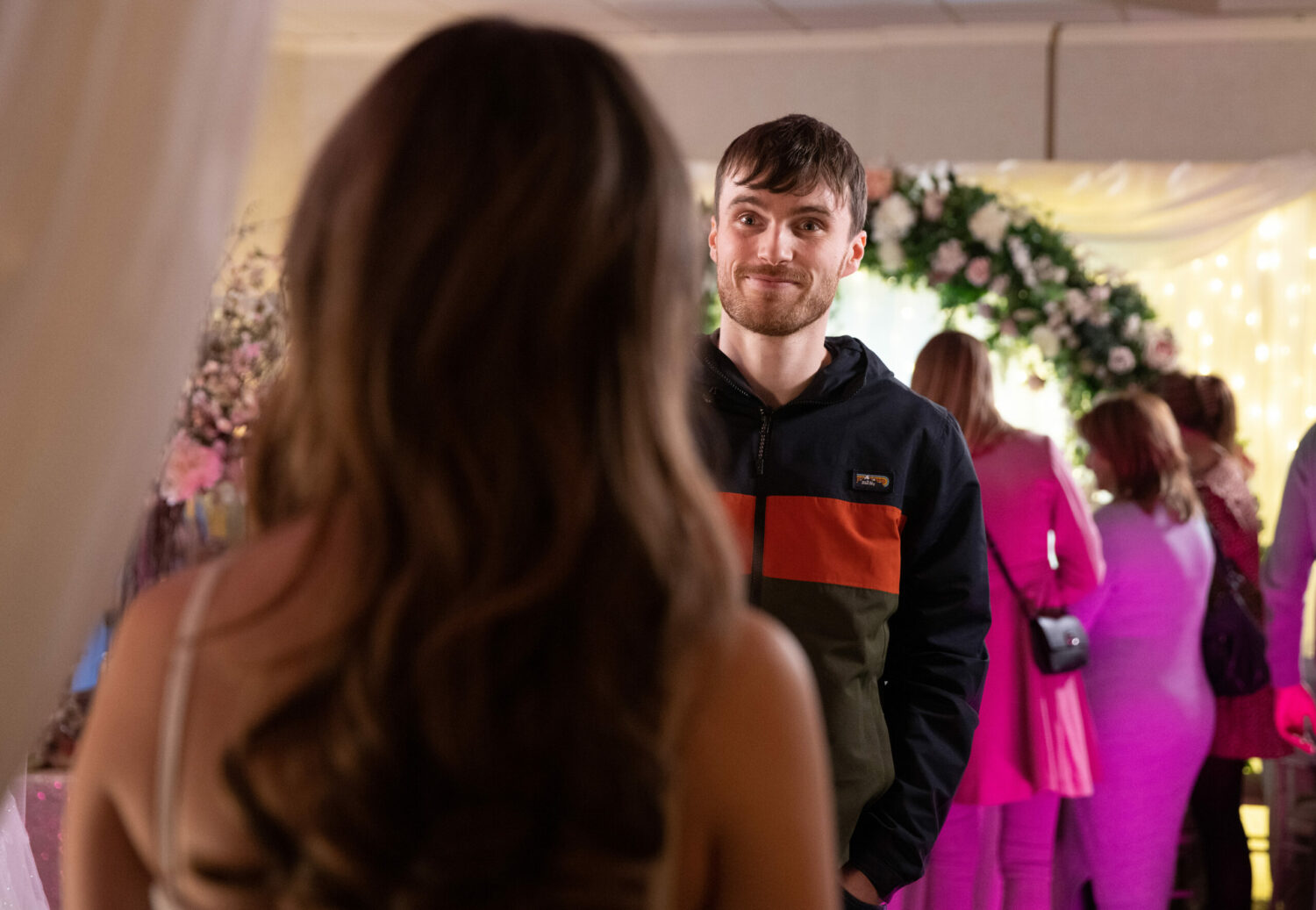 Coronation Street's Justin is smiling at Daisy at the wedding fair