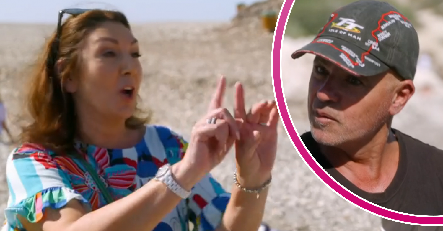 Jane McDonald pointing at her friend