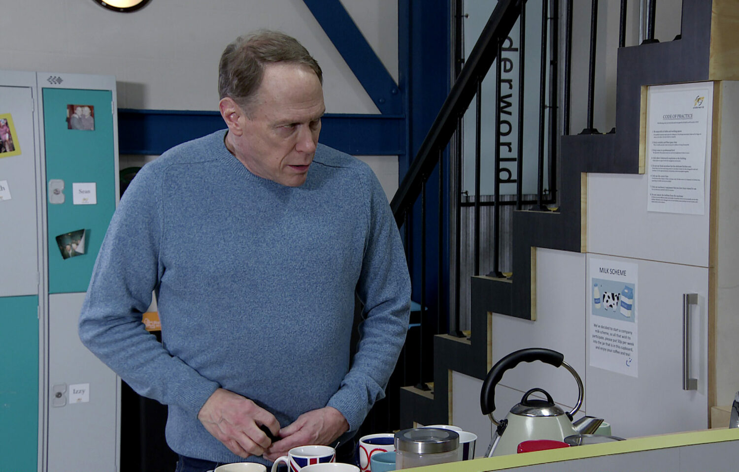 Stephen, looking shady, drugs Carla's tea on Coronation Street