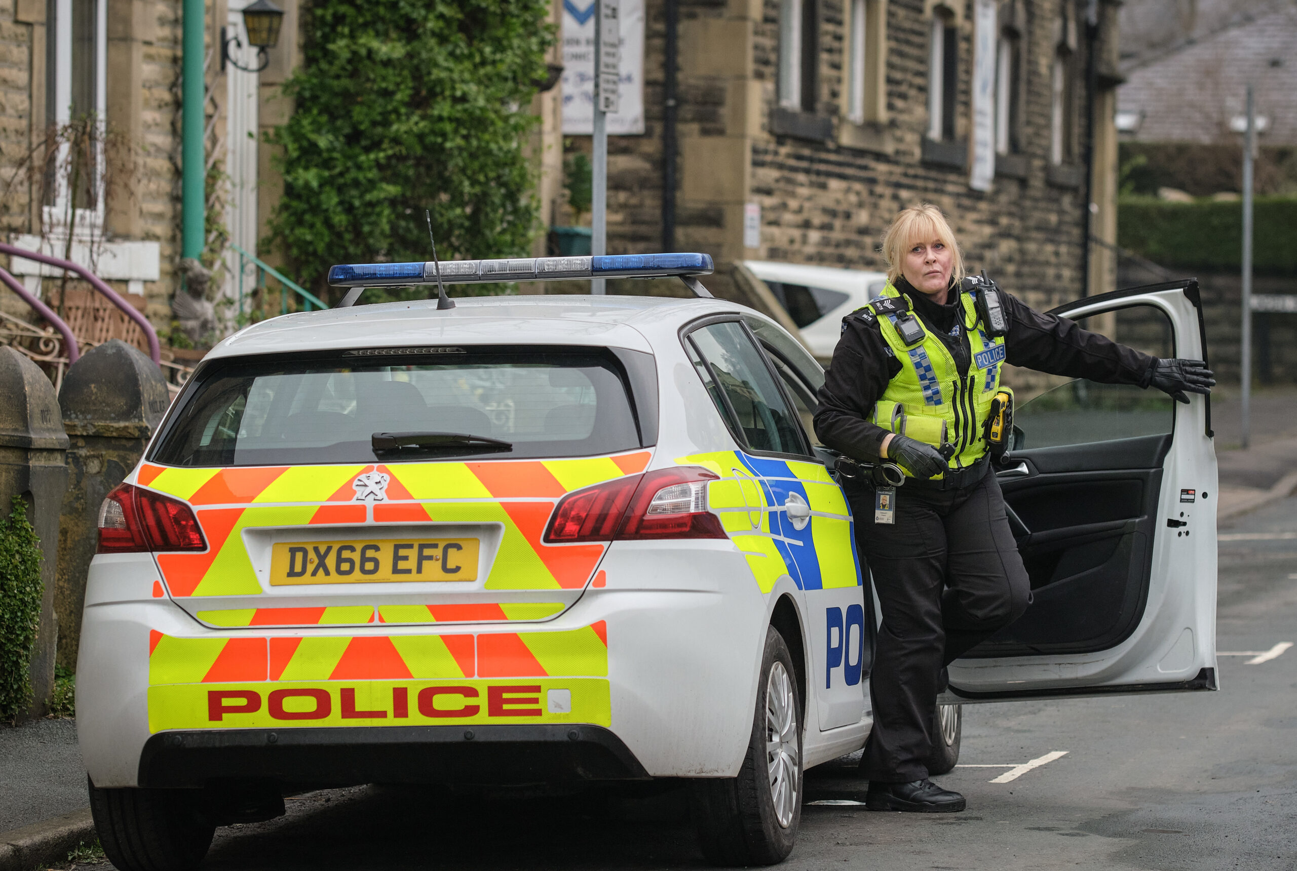 Catherine steps out of her car in Happy Valley finale