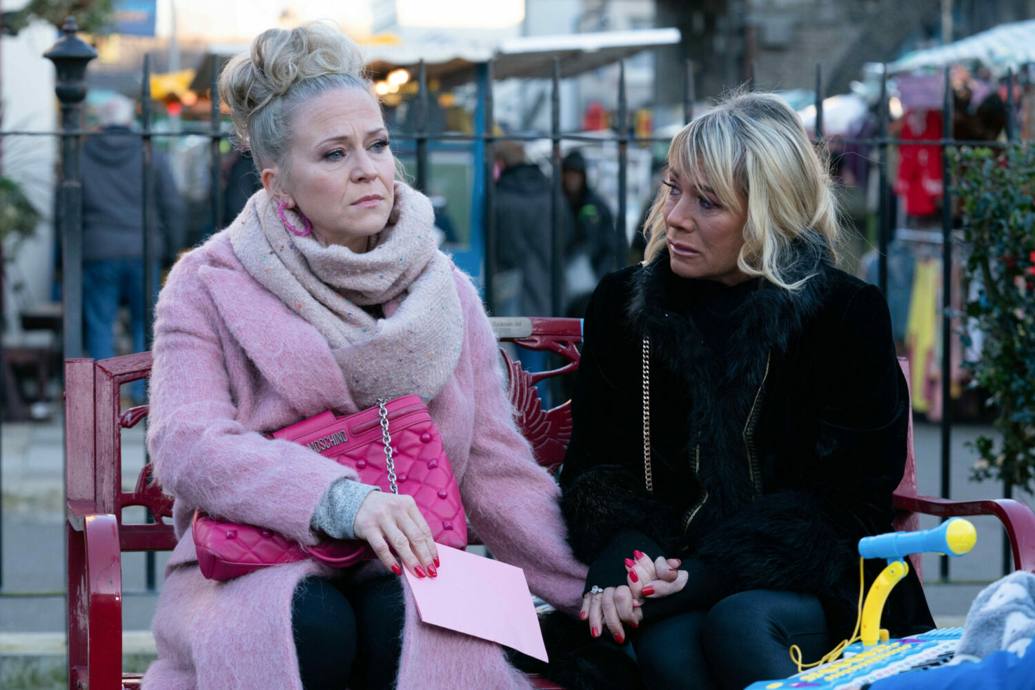 Sharon Watts comforts a tearful Linda Carter in the Square