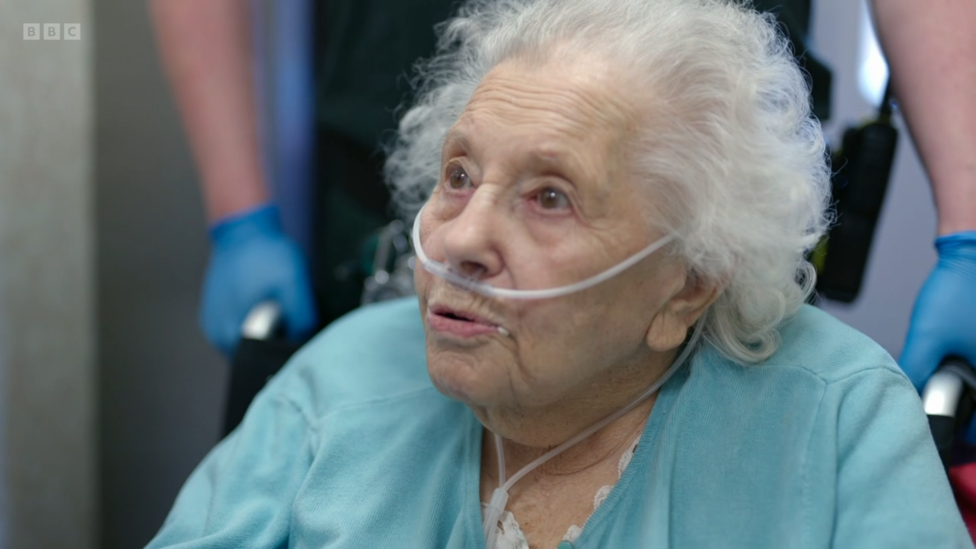 Jeanne talks with paramedics in Ambulance