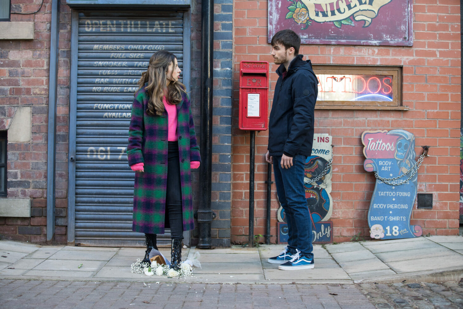 Daisy and Justin face off on Coronation Street