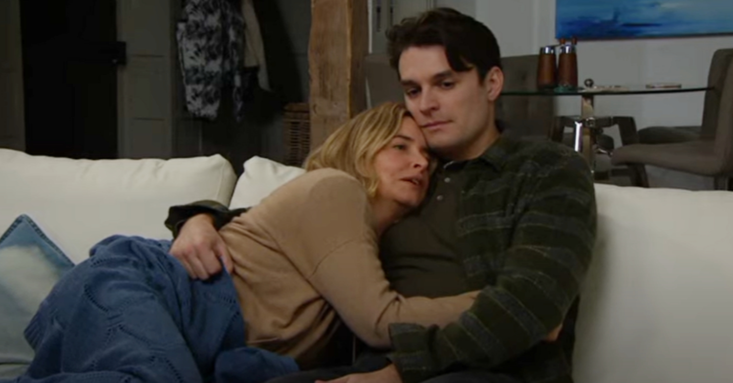 Emmerdale's Charity and Mack are cuddling up on the sofa