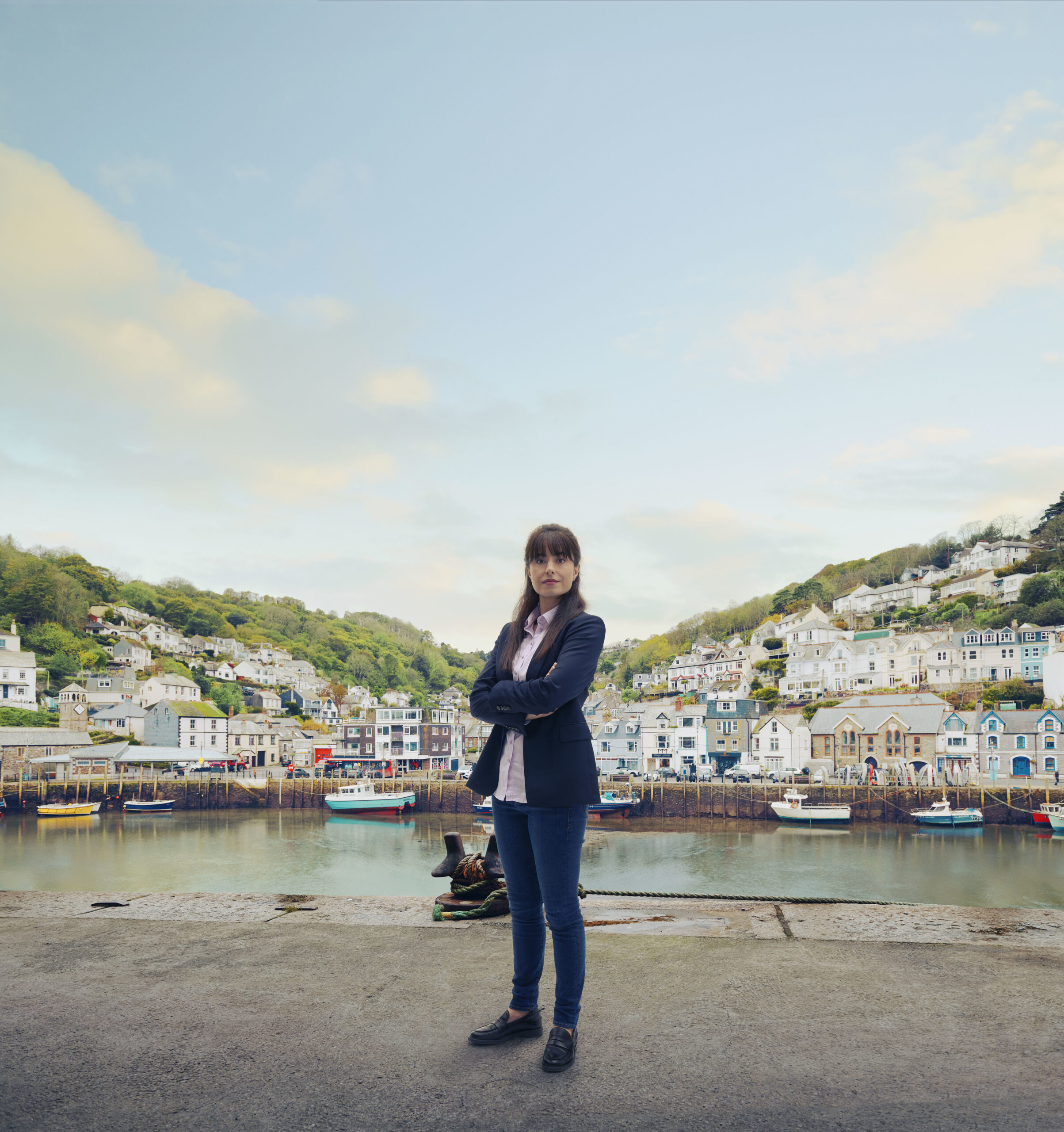 ZAHRA AHMADI as DS Esther Williams in Beyond Paradise