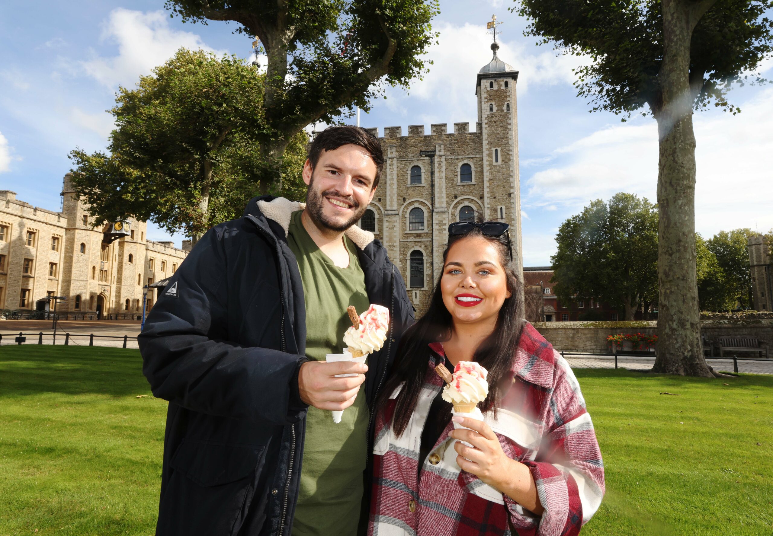 Scarlett Moffatt and Scott Dobinson smiling 