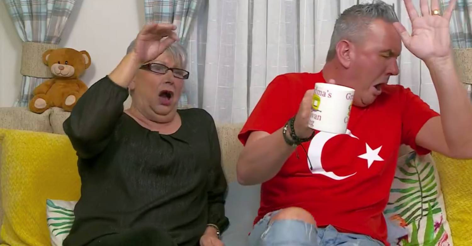 Gogglebox 2023 stars Jenny and Lee react to Rick Stein eating a fish eye