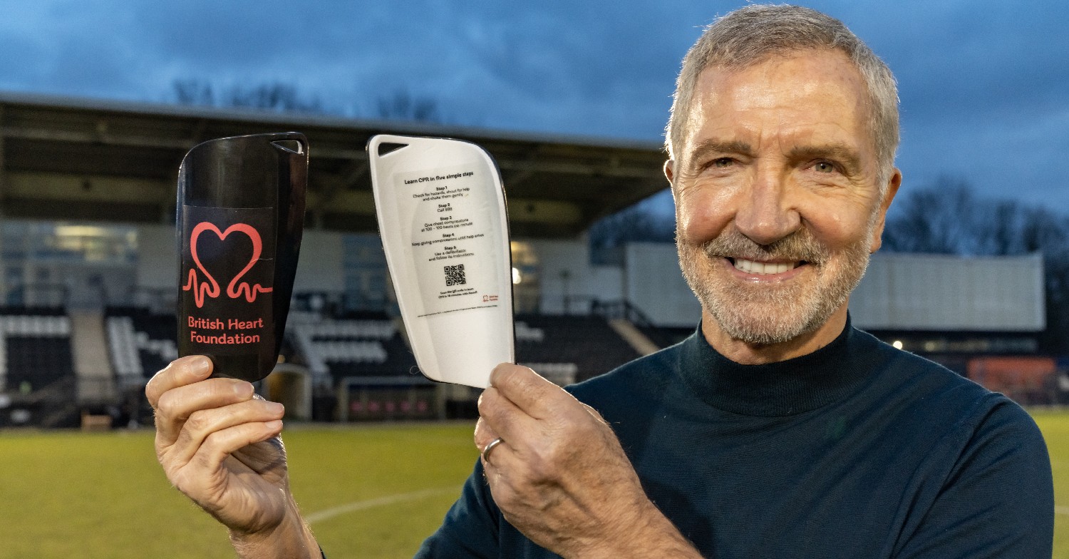 Graeme Souness holding shin pads