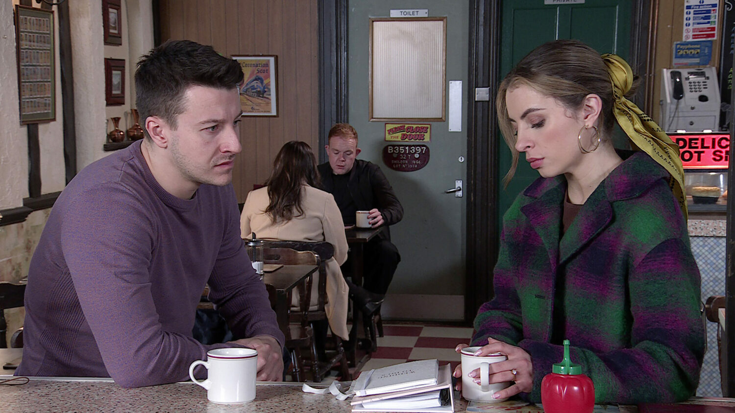 Daisy talks to a concerned Ryan in the café on Coronation Street