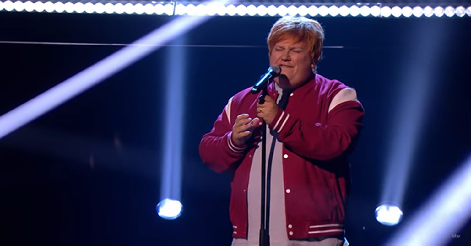 Specsavers throws shade at Starstruck wig