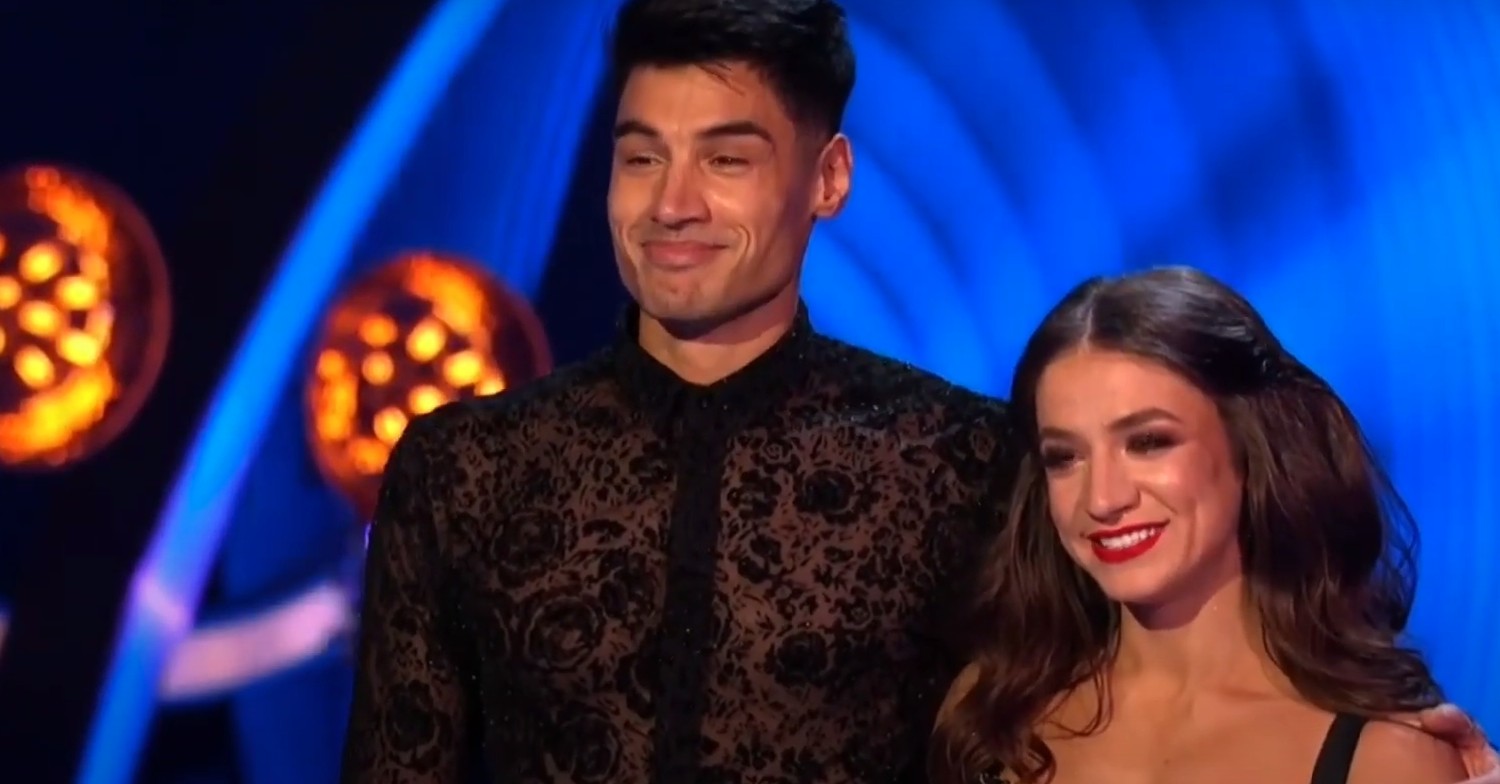 Siva Kaneswaran and Klabera Komini tearing up on Dancing On Ice