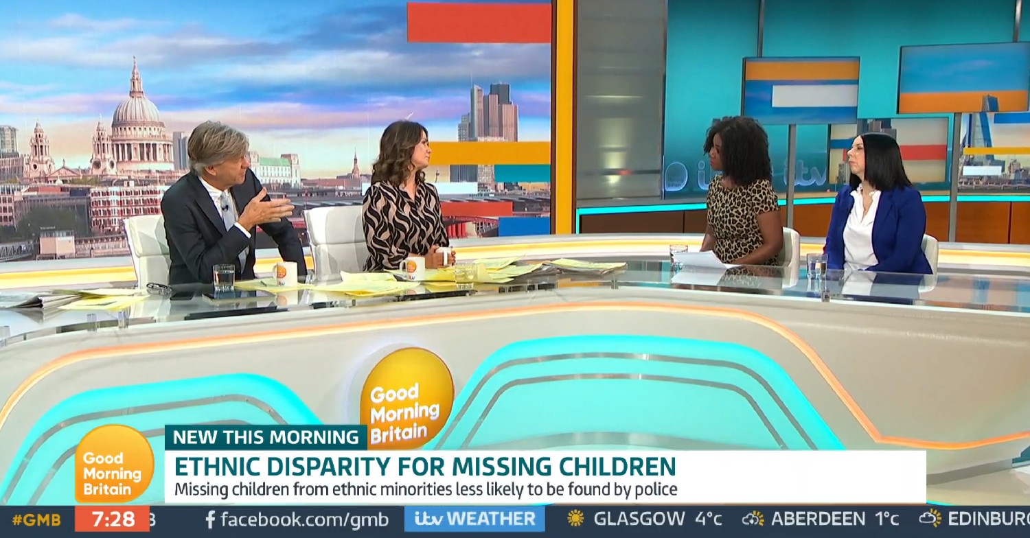 Richard Madeley and Susanna Reid speaking to guests on GMB today