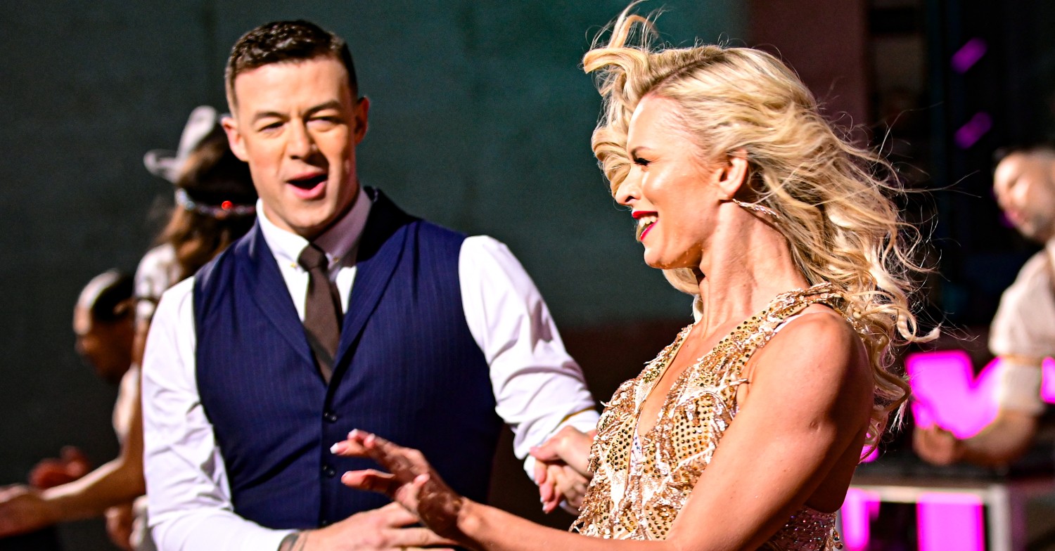 Nadiya Bychkova and Kai Widdrington dancing 