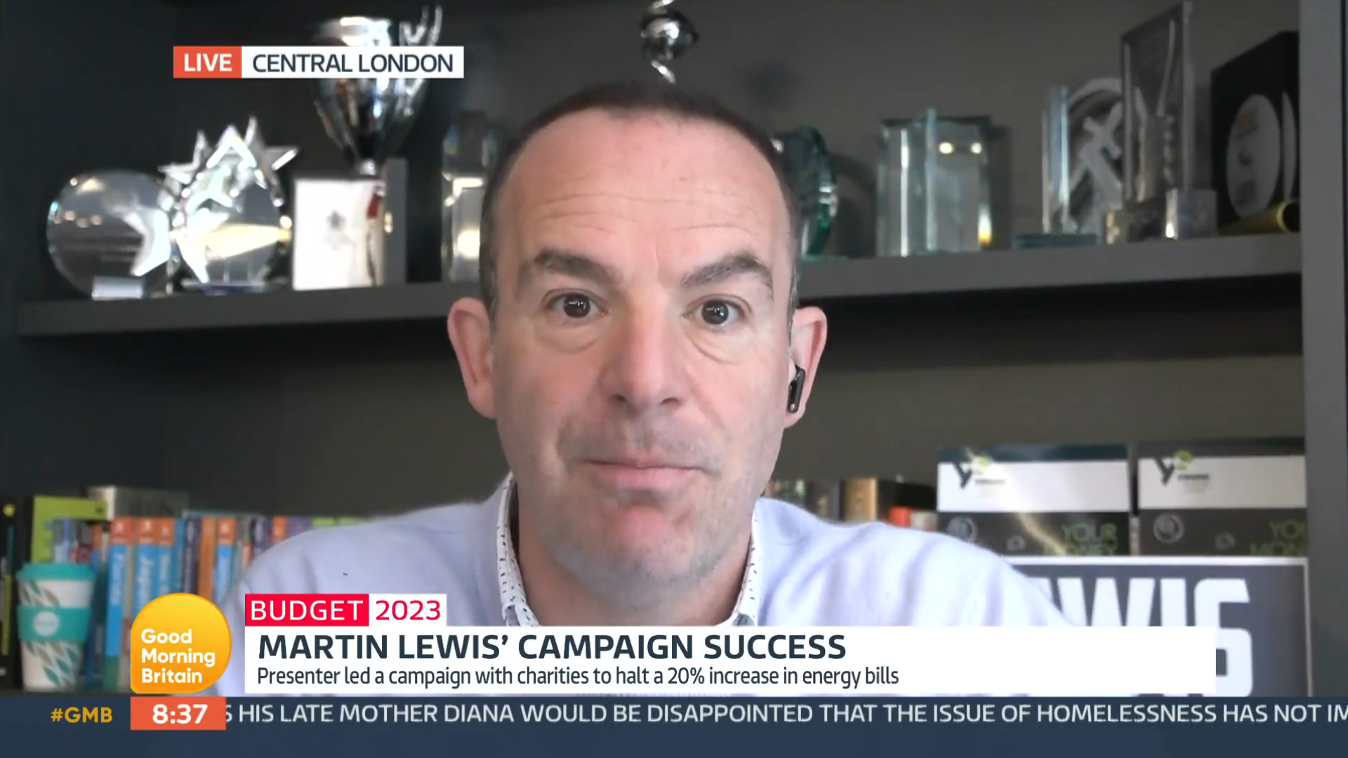 Martin Lewis speaks on GMB