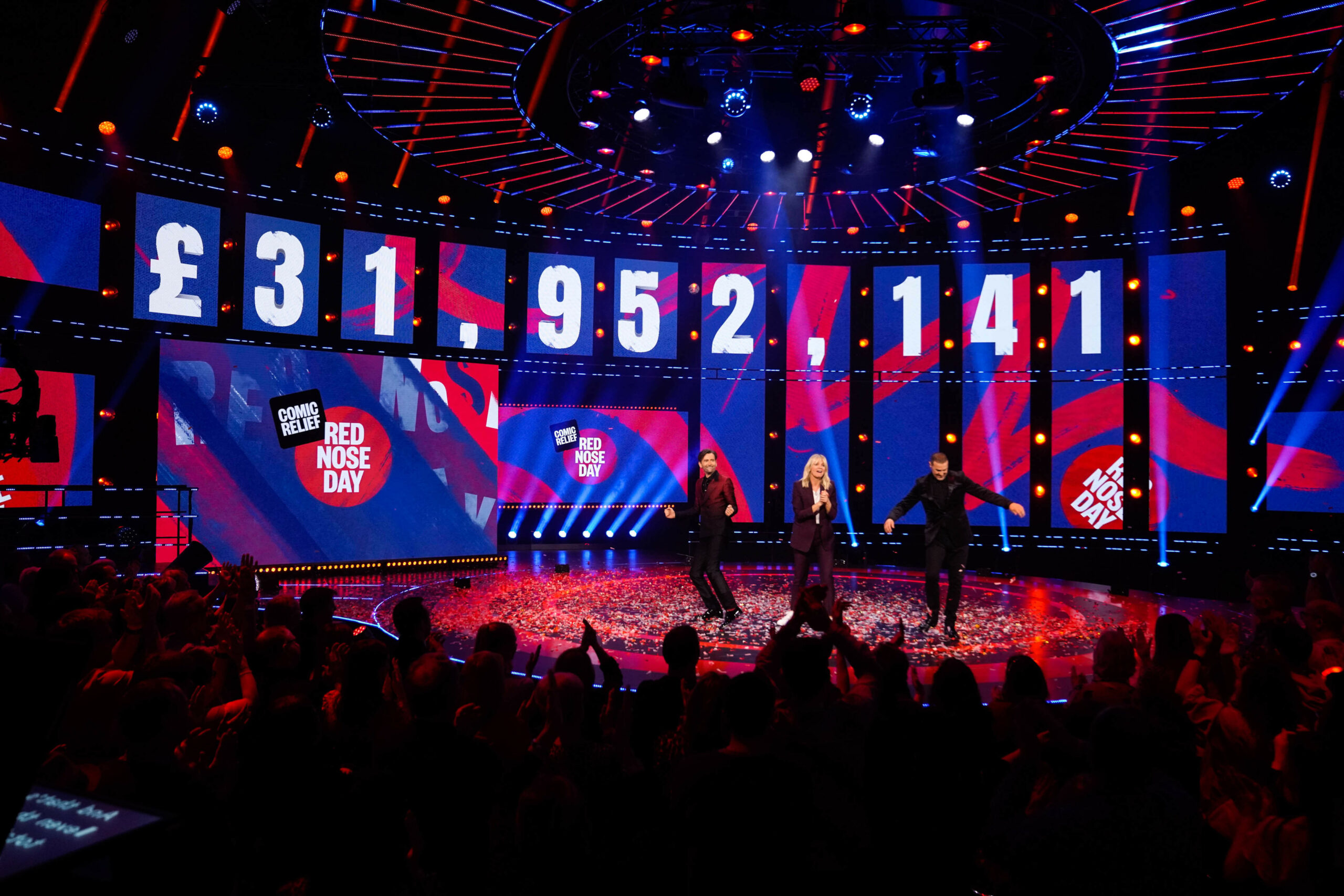 Comic Relief shows live total with David Tennant, Zoe Ball and Paddy McGuinness celebrating