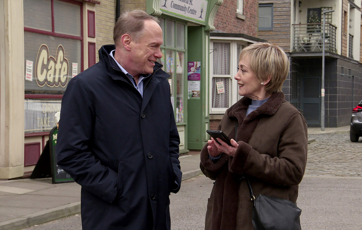 Coronation Street's Stephen and Elaine are talking in the Street