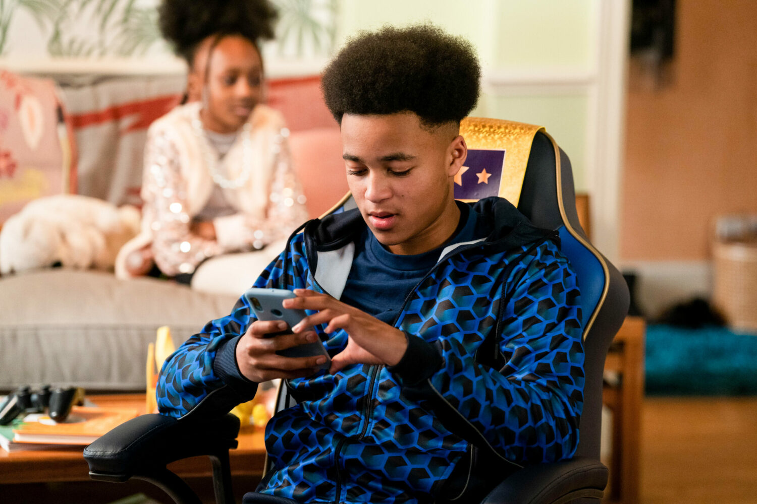 EastEnders tonight Chelsea delves deeper as she grills Ravi