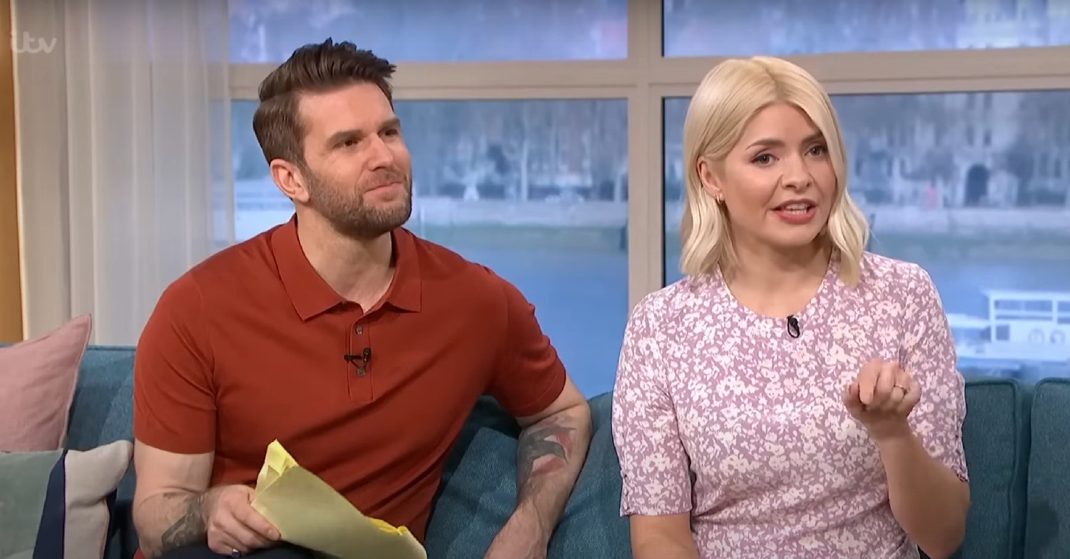 Joel Dommett and Holly Willoughby on This Morning 