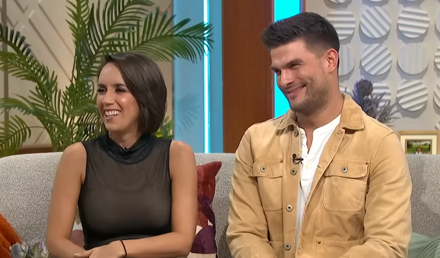 Aljaz Skorjanec and Janette Manrara smile on Lorraine