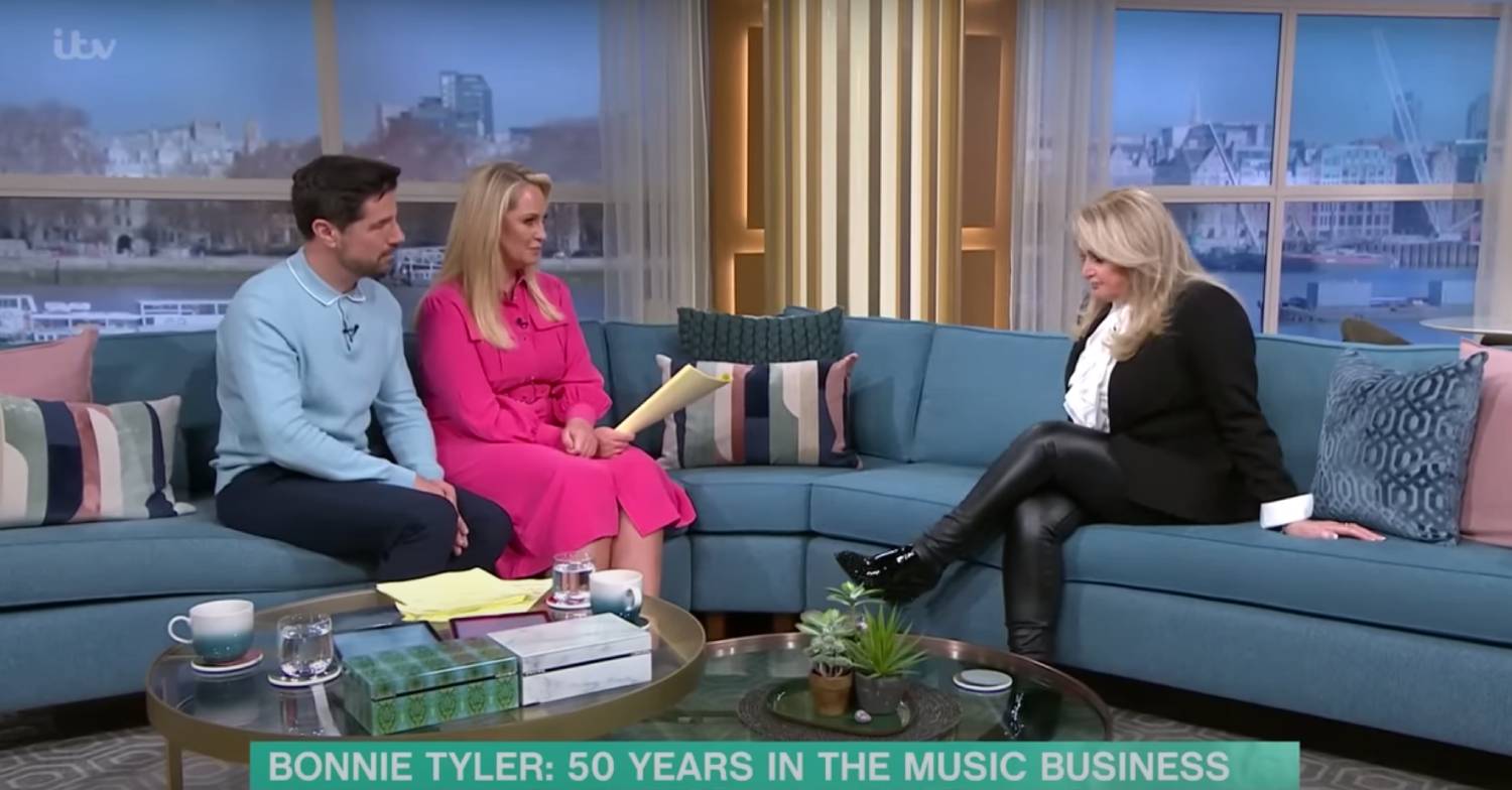 Bonnie Tyler chats with This Morning hosts