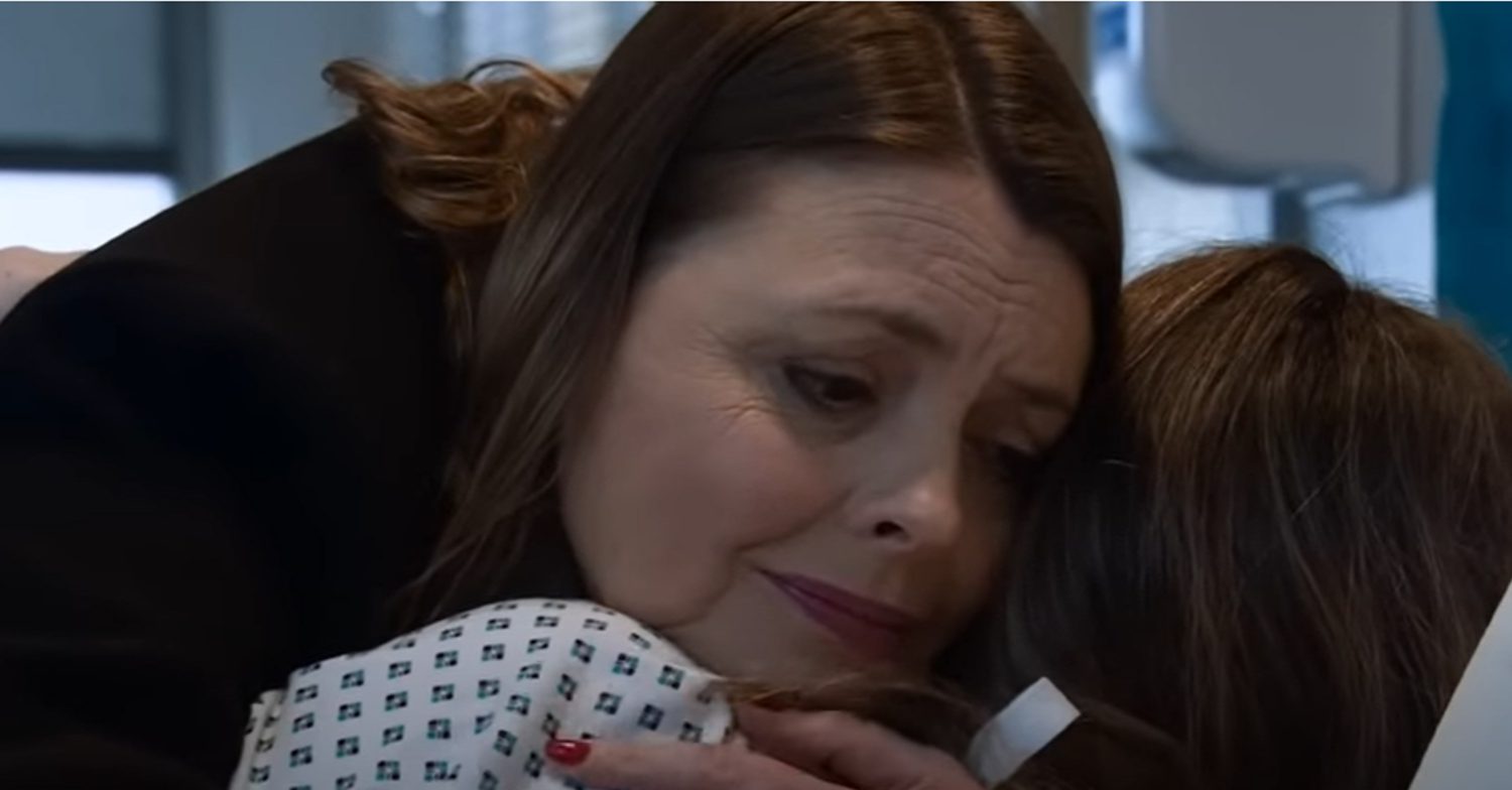 Coronation Street's Tracy is hugging Aaron