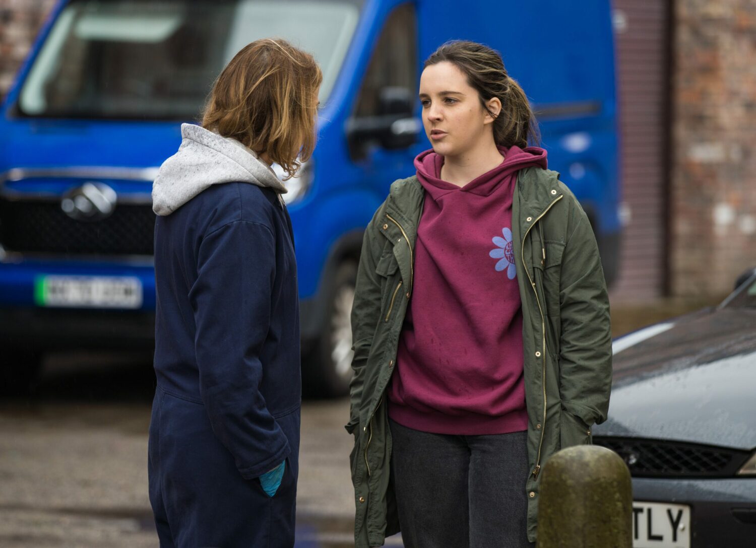 Amy Barlow explains herself to Abi Webster 