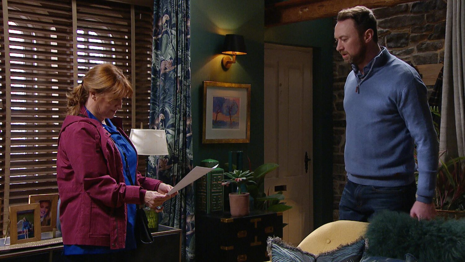 Emmerdale spoilers: Wendy looks down at a piece of paper as anxious Liam looks on