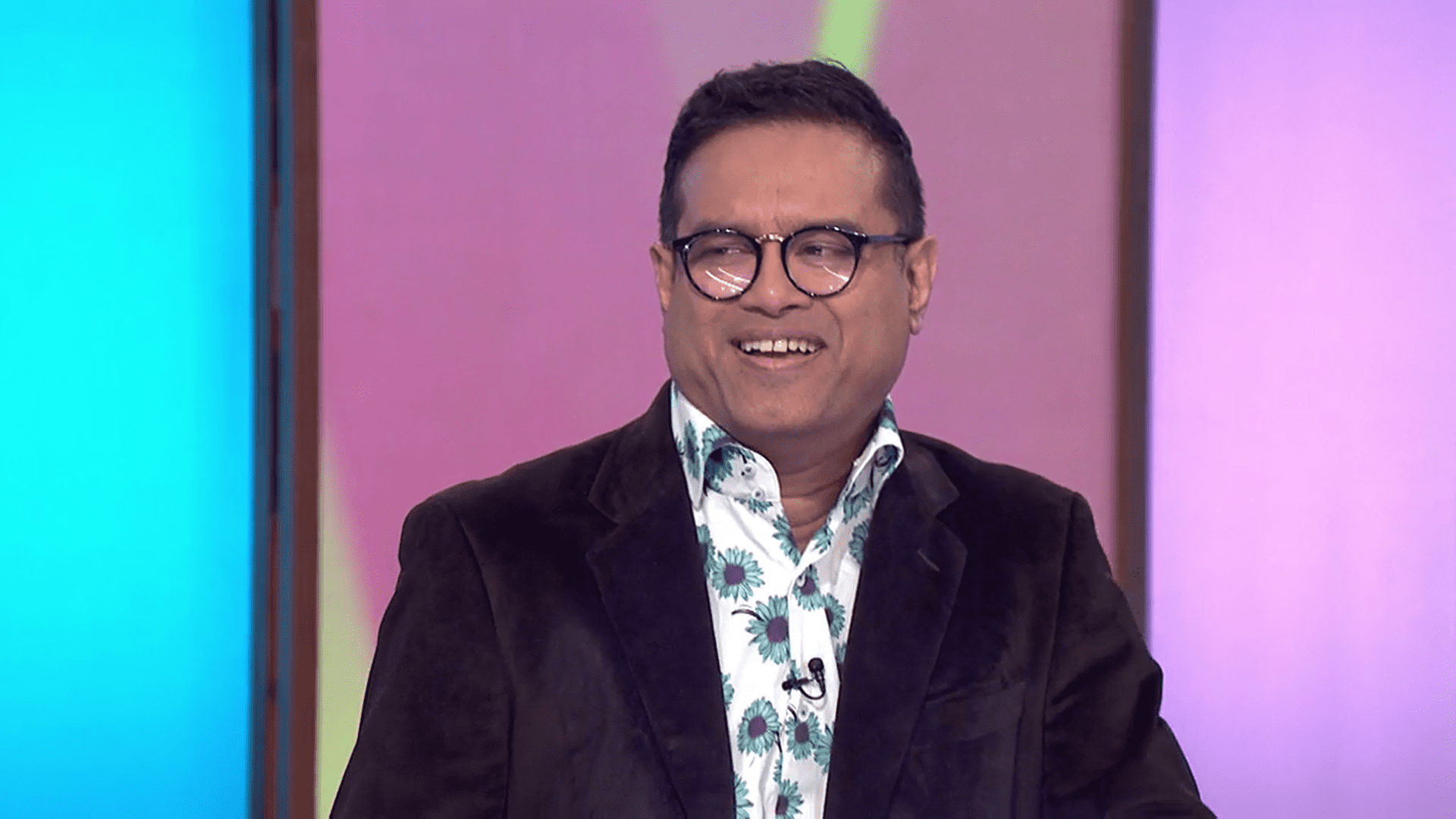 Paul Sinha smiles on Loose Men