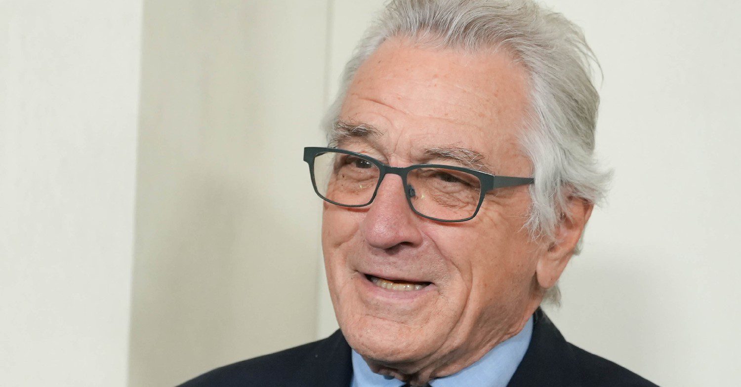 Robert De Niro smiling