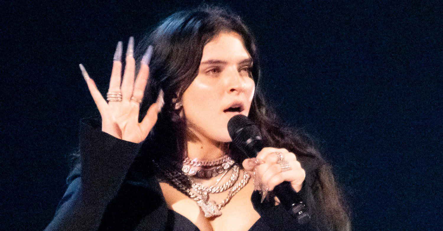 Mae Muller during Eurovision final