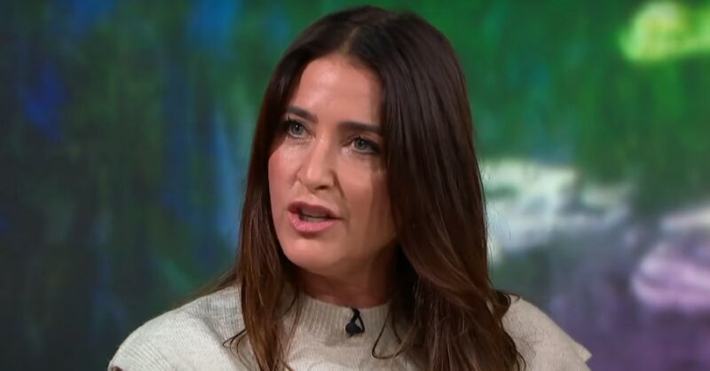 Lisa Snowdon reveals she suffered miscarriage live on air
