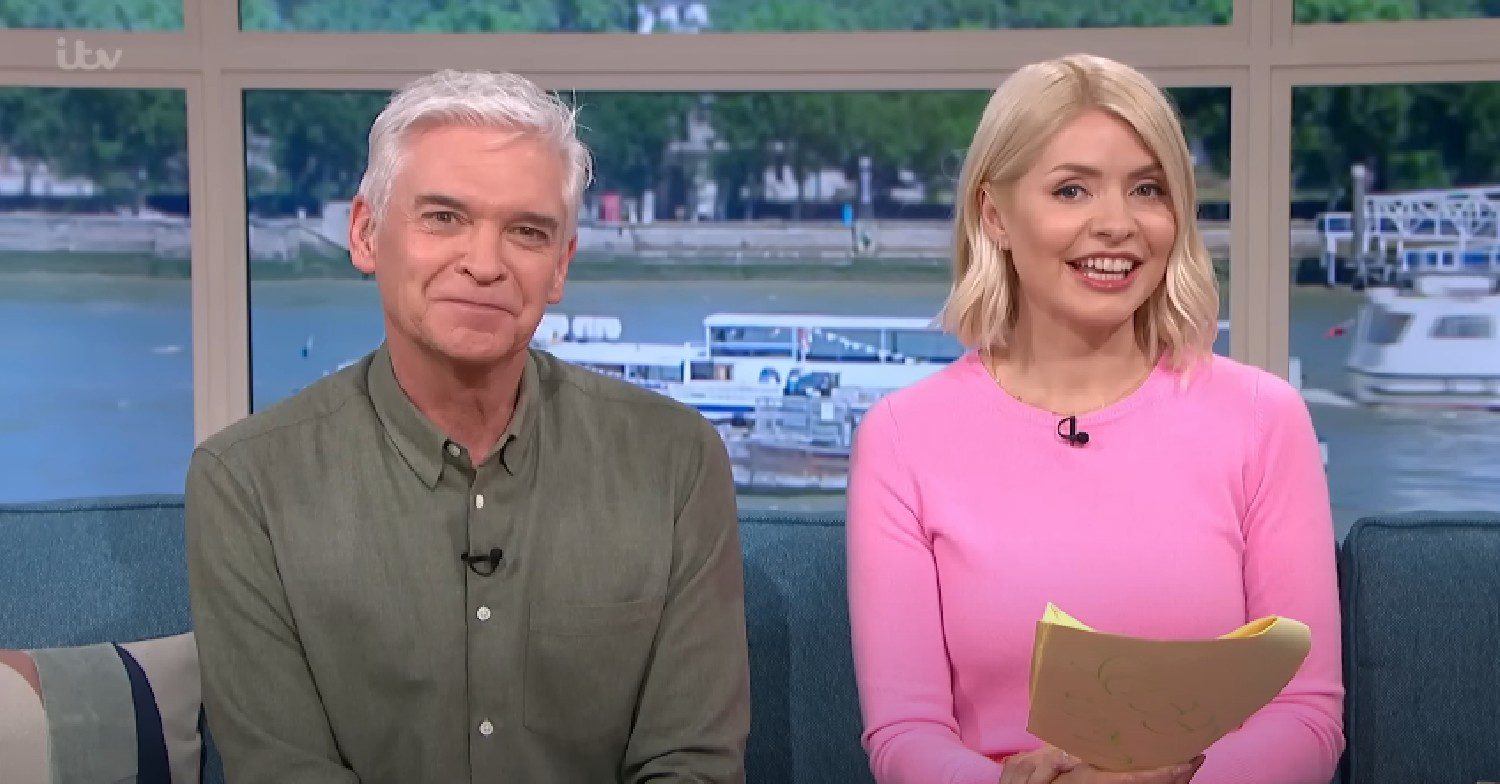 Phillip Schofield and Holly Willoughby hosting This Morning