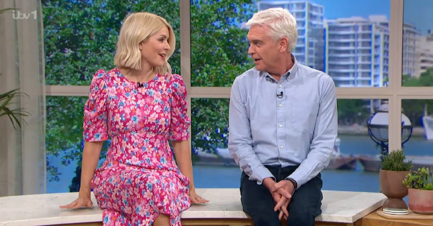 Holly Willoughby and Phillip Schofield looking at each other on This Morning on ITV
