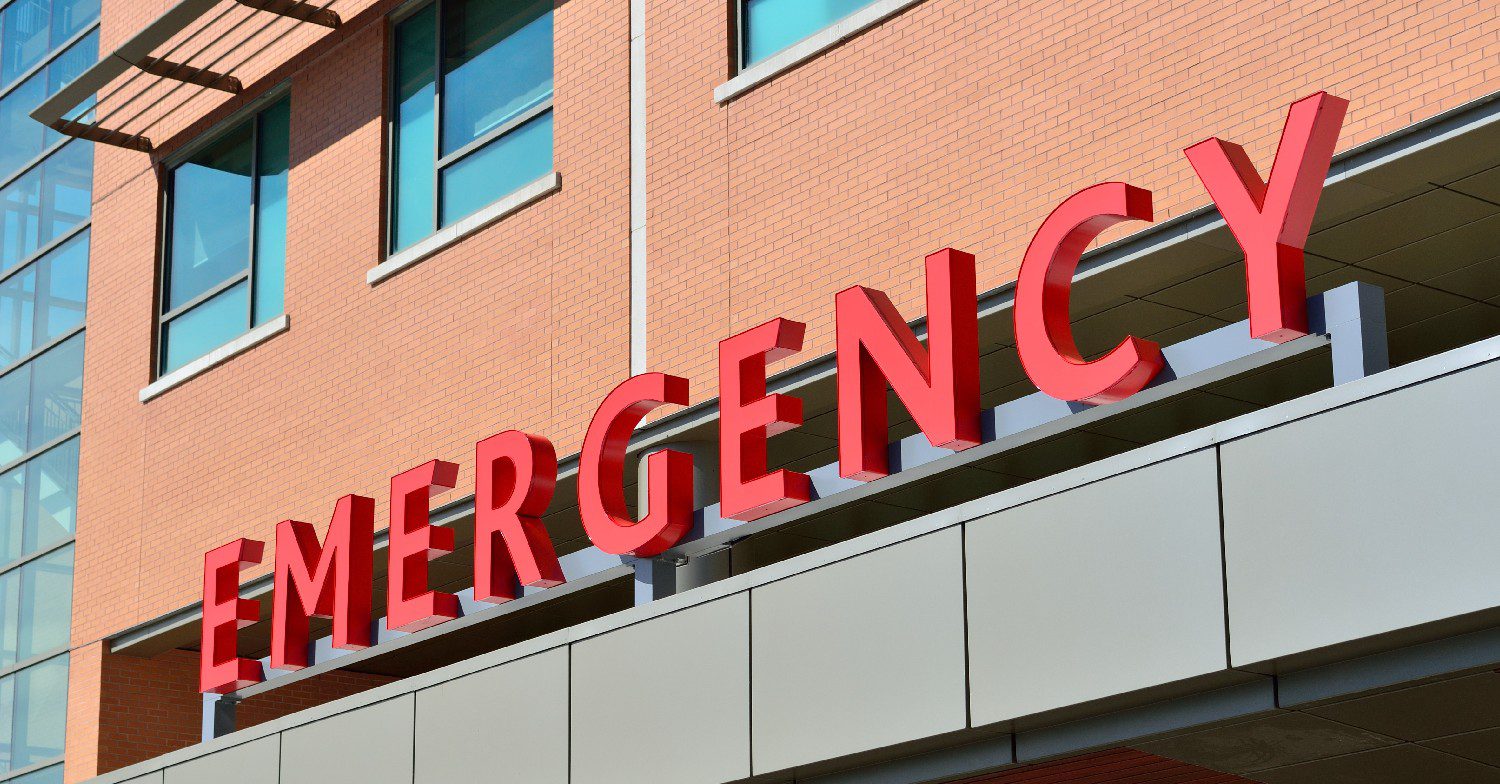 Emergency sign outside hospital 