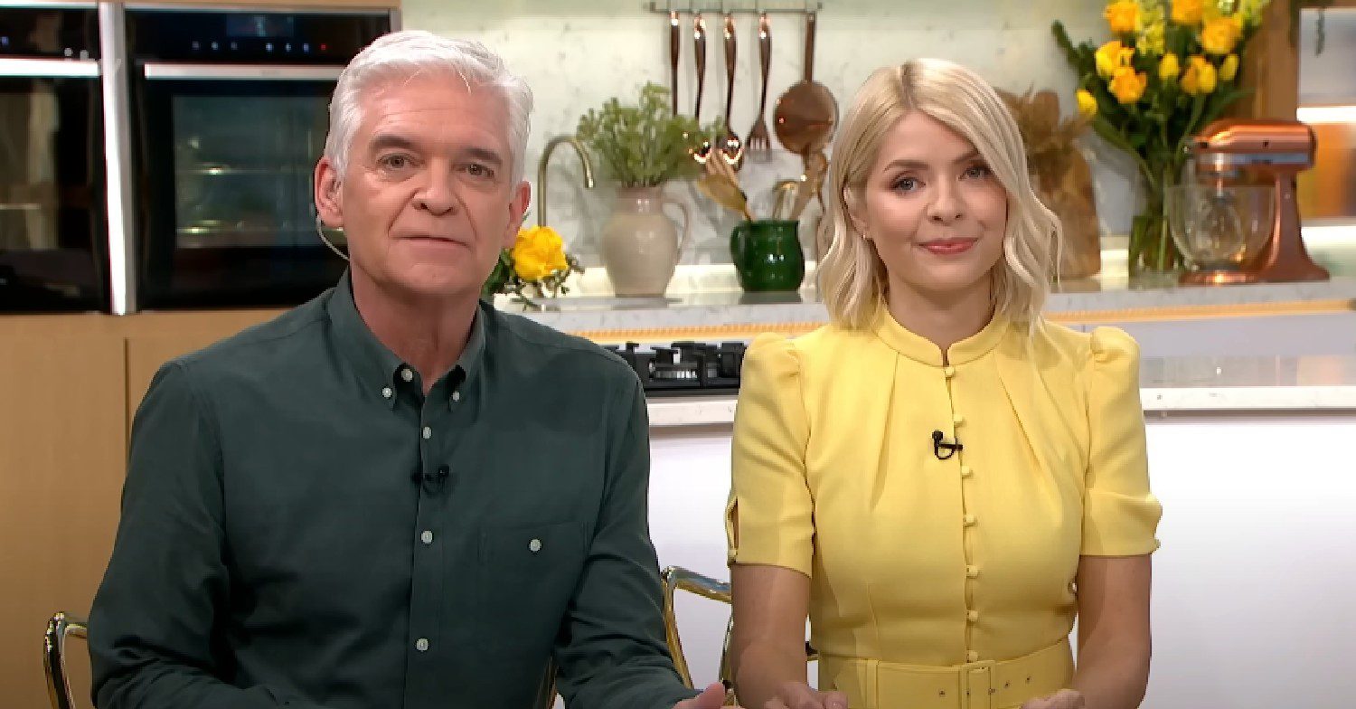 Phillip Schofield and Holly Willoughby facing the camera on This Morning