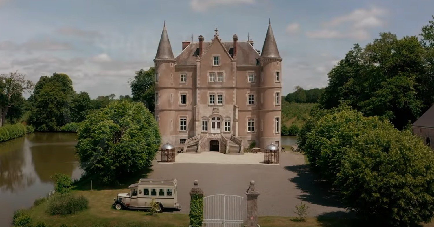 Escape to the Chateau