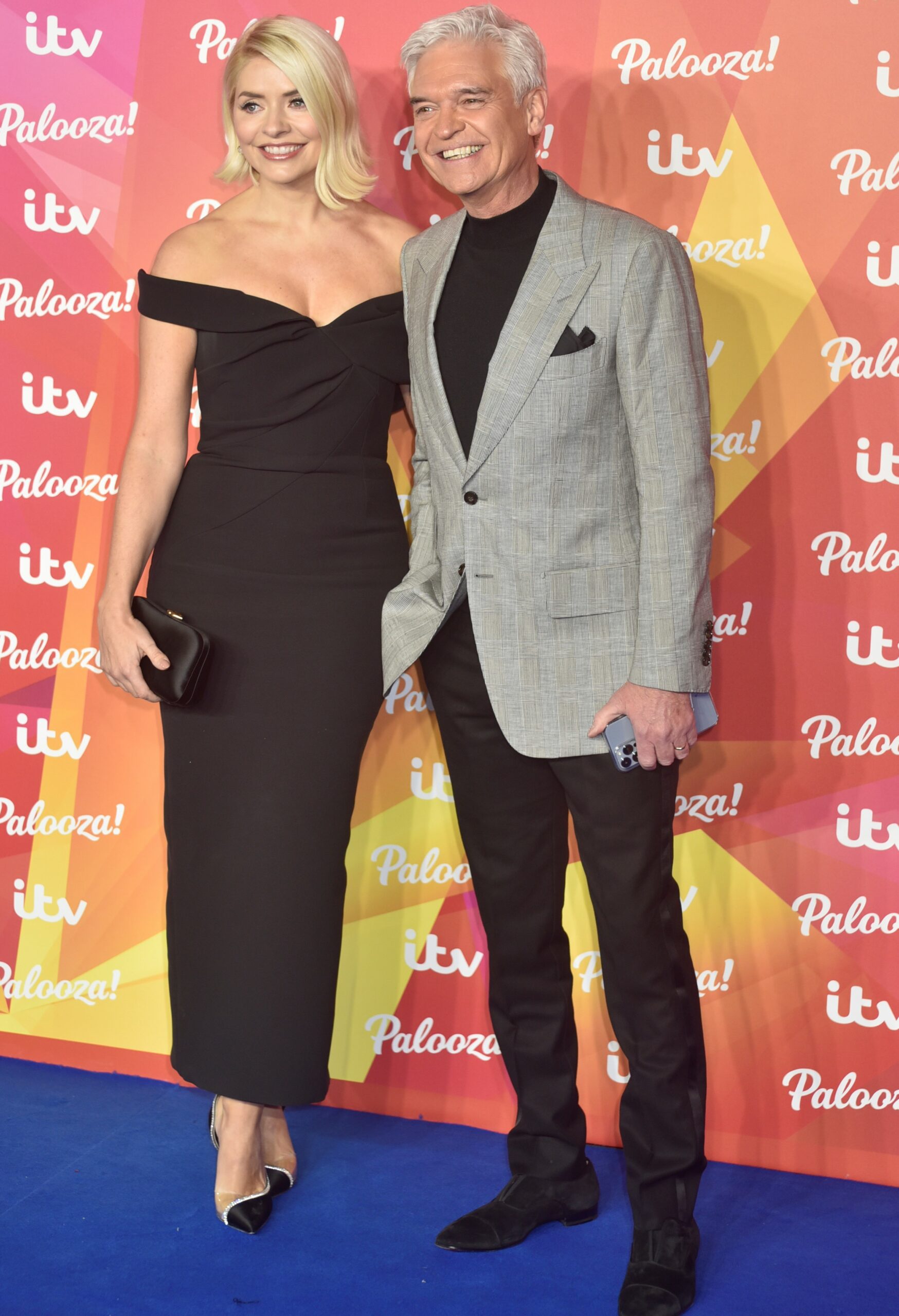 Holly Willoughby and Phillip Schofield pose at ITV Palooza