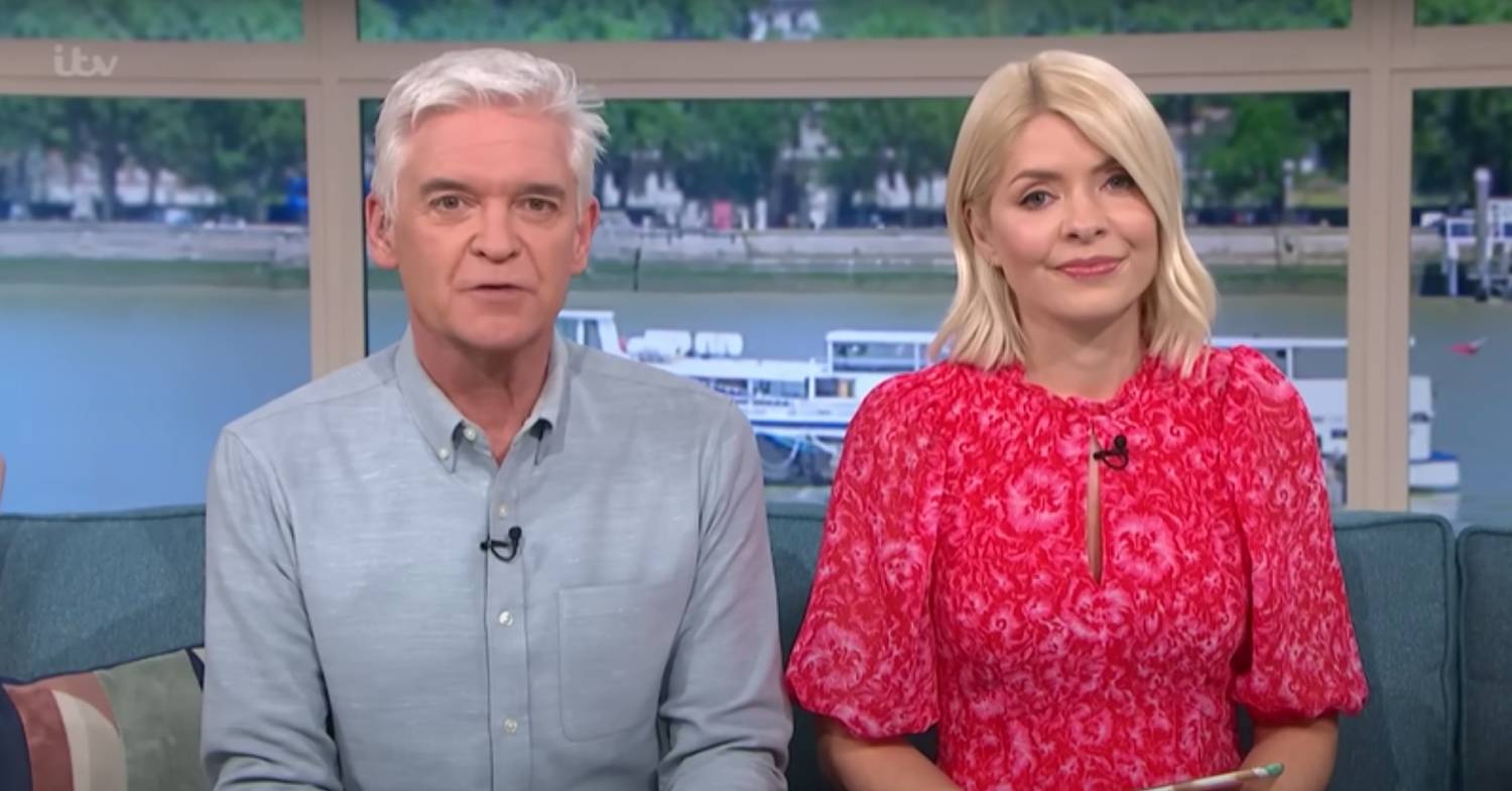 Phillip Schofield and Holly Willoughby sit together on This Morning