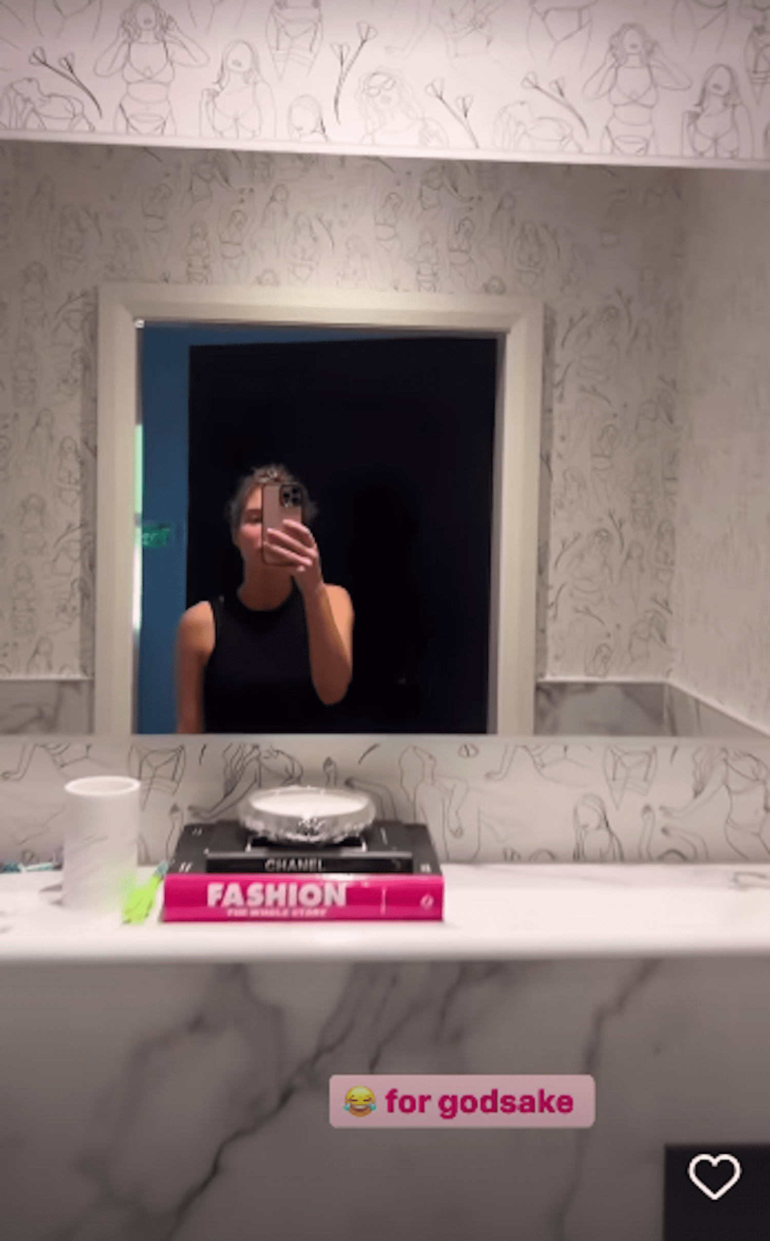 helen flanagan shows off her home disaster