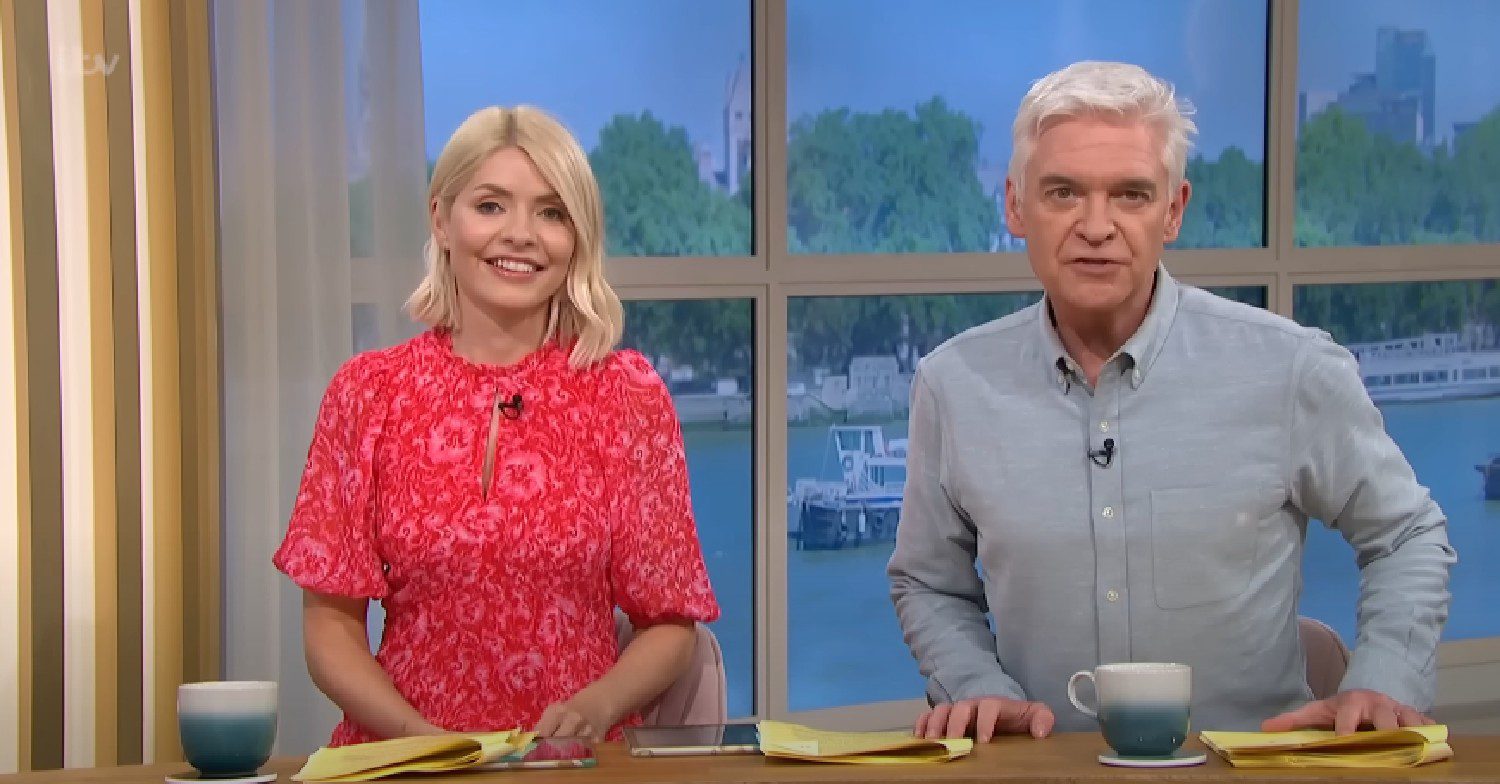 Holly Willoughby and Phillip Schofield hosting This Morning