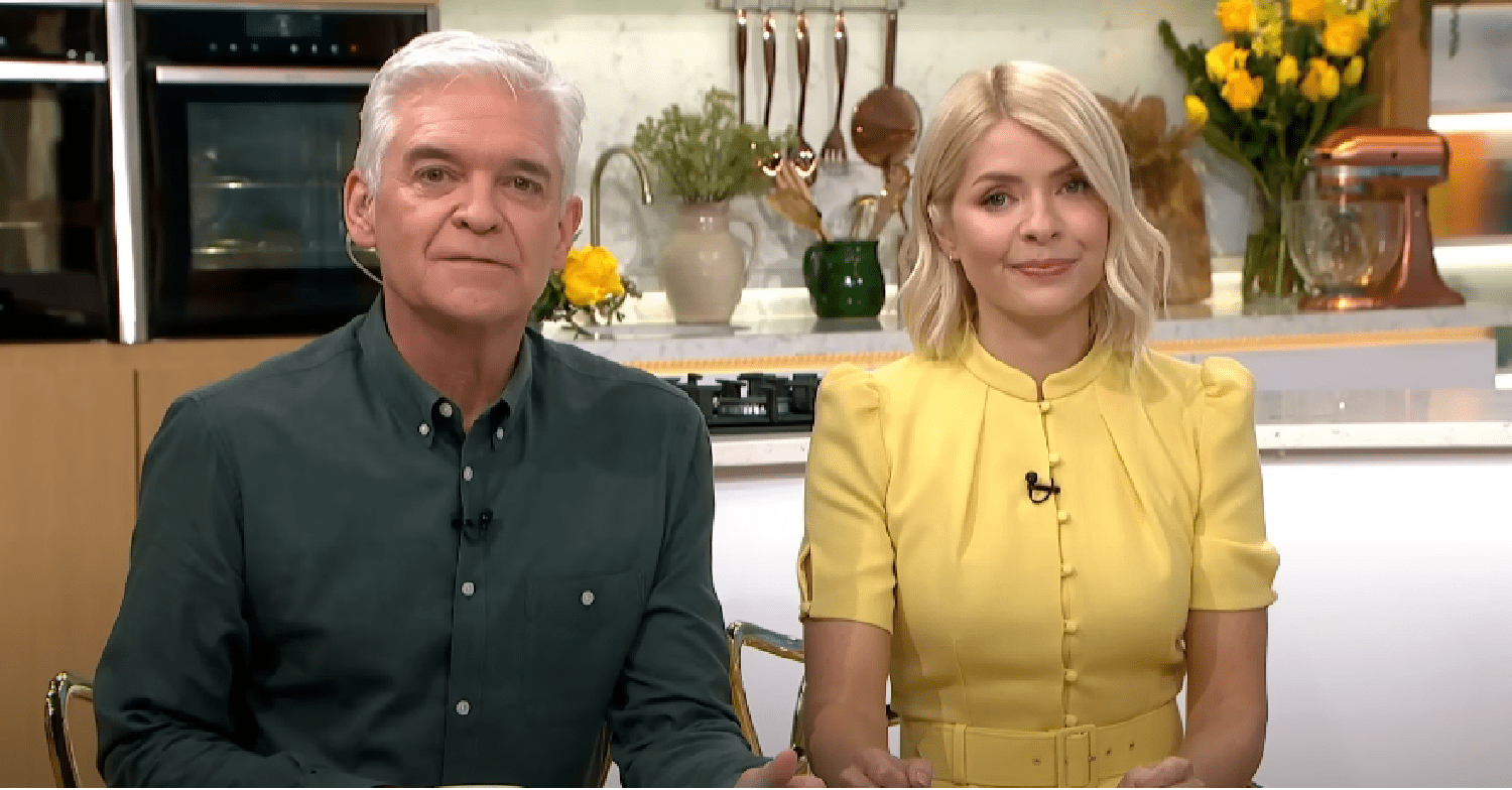 Phillip Schofield and Holly Willoughby hosting This Morning on ITV