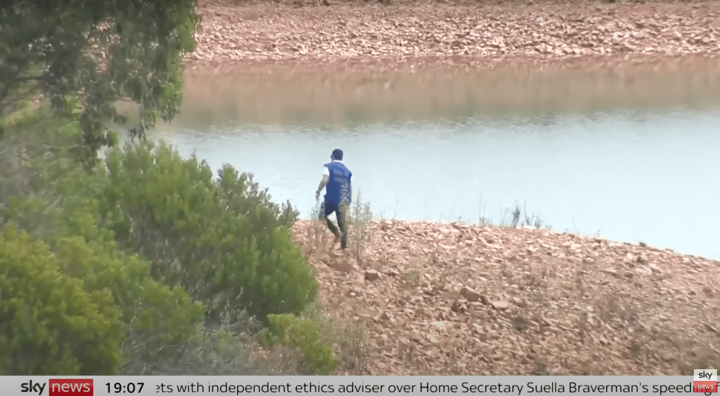 Madeleine McCann divers are searching a reservoir