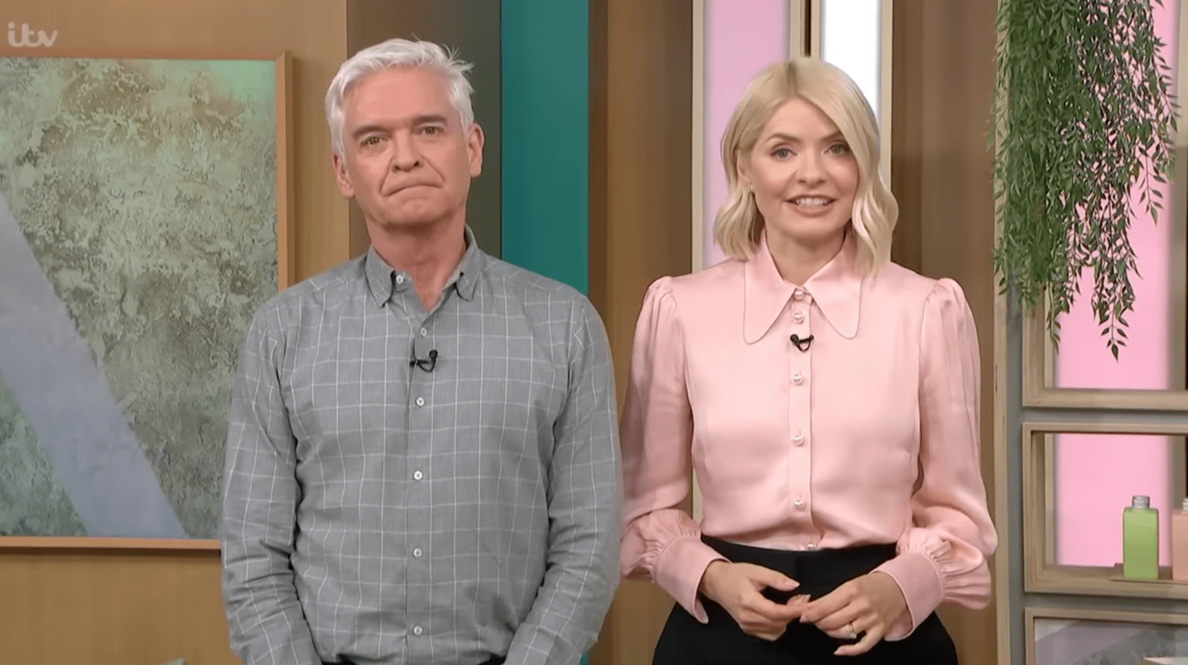 Phillip Schofield and Holly Willoughby presenting This Morning