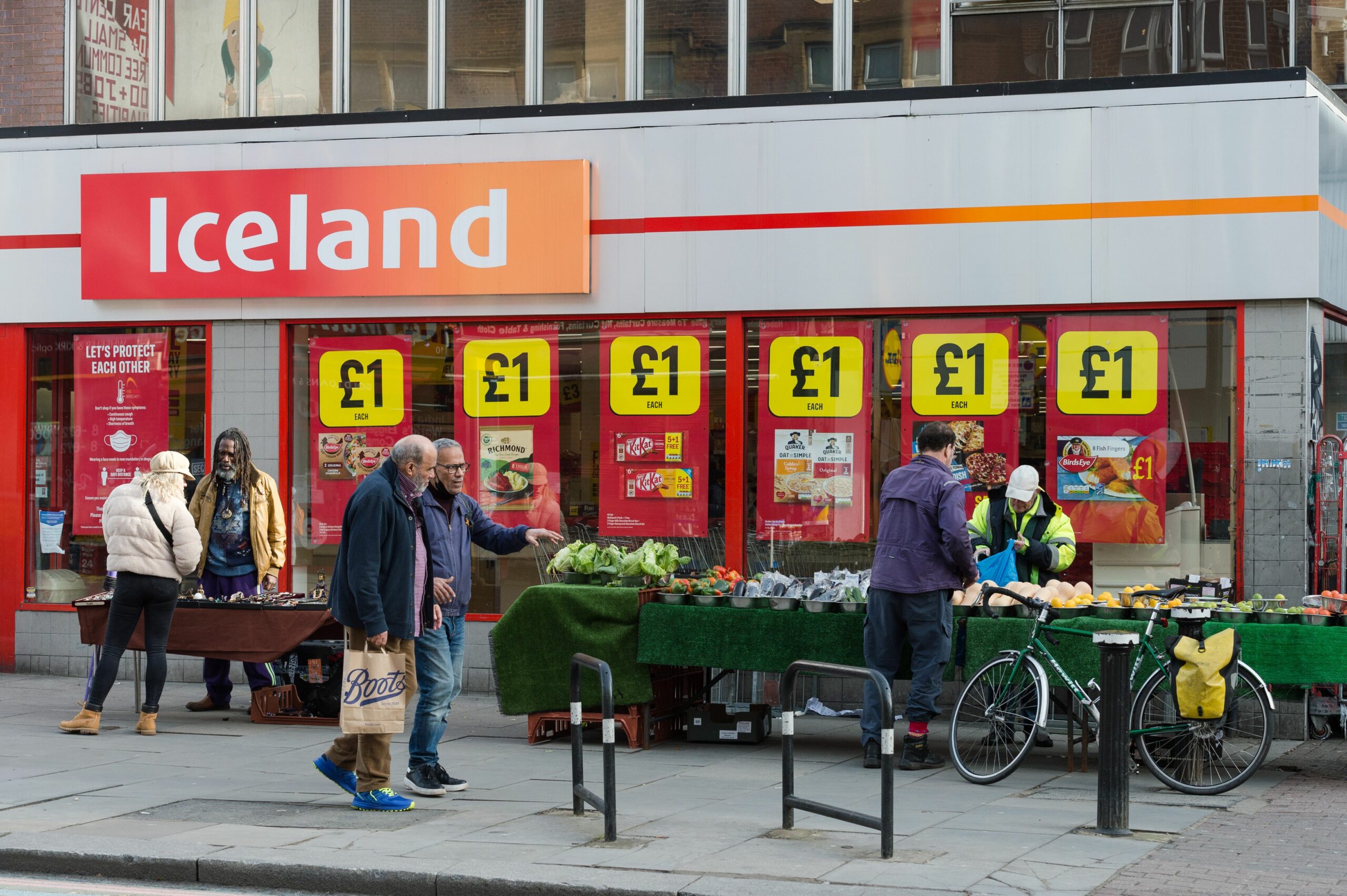 Iceland store with people walking outside