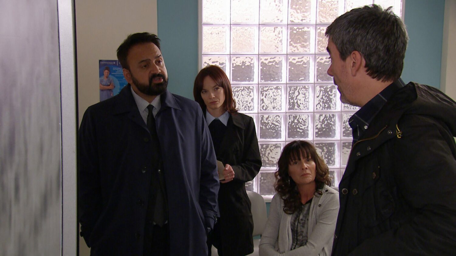 Emmerdale's Cain is being questioned by the police as Chas watches